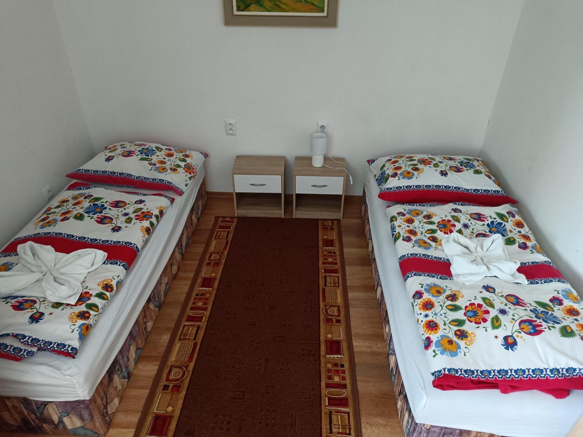 Privát Majo Hotel Lipótszentmiklós Szoba fotó